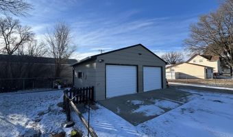 623 N 2nd St, Aberdeen, SD 57401