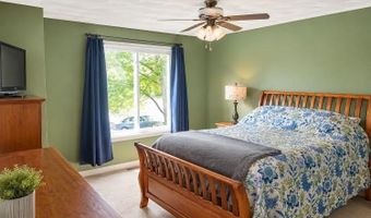 4 Julie St, Cumberland, RI 02864