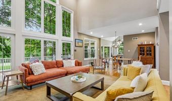 1044 GLENDEVON Dr, Ambler, PA 19002