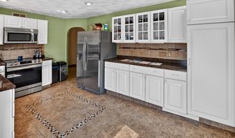 110 Pierce St, Arlington, WI 53911