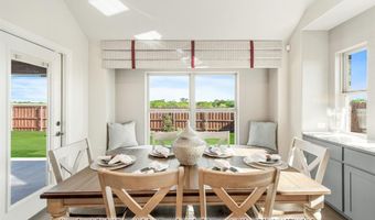 214 Comanche Trl, Alvarado, TX 76009