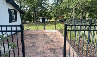 611 E L Ives Dr, Aberdeen, NC 28315