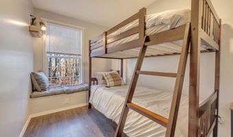 113 MECKESVILLE Rd, Albrightsville, PA 18210