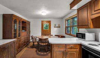 12 Silver Dr, Burlington, CT 06013