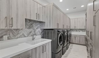 43 Crested Cloud Way, Las Vegas, NV 89135