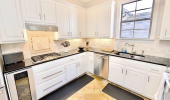 535 Lake Villa Dr, Baton Rouge, LA 70810