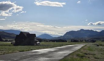 48 Big Creek Dr 12, Cody, WY 82414