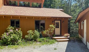 121 Hiawatha Rd, Becket, MA 01223