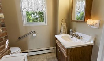 16 North Rd, Ashford, CT 06278