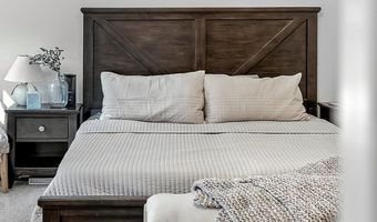 134 Moonlight Valley Dr, Ash Grove, MO 65604