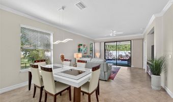 420 CEDAR FALLS Dr, Apollo Beach, FL 33572