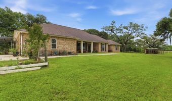 776 Sand Pit Rd, Arnaudville, LA 70512