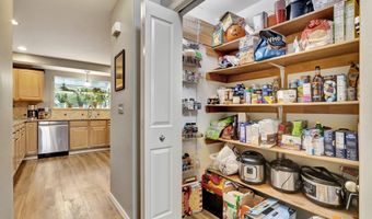 16336 Seville Park Cir, Anchorage, AK 99516