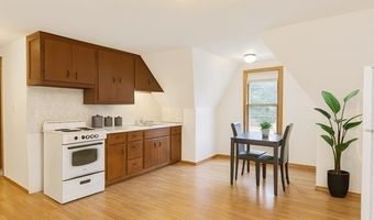 97 W 30TH St 3, Bayonne, NJ 07002