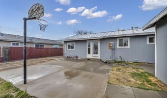 521 Whitaker Ln, Fallon, NV 89406