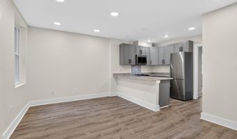 1821 T St NW, Washington, DC 20009