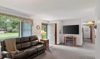 8451 Cedar Ln, Wisconsin Rapids, WI 54494