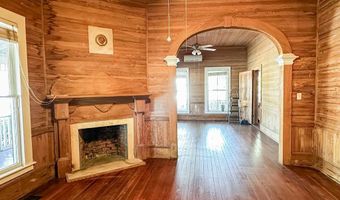 78 12th St, Apalachicola, FL 32320