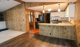 443 Piccadilly Cir, Bismarck, ND 58504