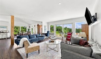 224 Greenhouse Rd, Coventry, RI 02827