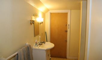 27 Westminster Ter, Rockingham, VT 05101