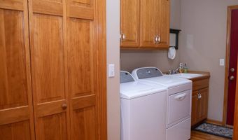 105 Firefly Ct, Altamont, MO 64620