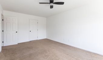 8 James St, Danbury, CT 06810