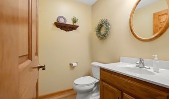 852 Stone Creek Blvd, Ashland, OH 44805