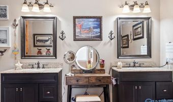 1952 Nixon Chapel Rd, Albertville, AL 35950