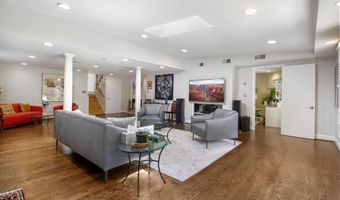 9504 WADSWORTH Dr, Bethesda, MD 20817
