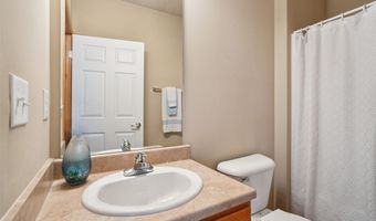 1815 SW White Birch Cir 3, Ankeny, IA 50023