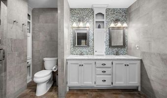 4700 Clearview Dr, Bartlesville, OK 74006