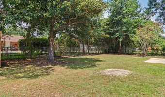2074 Trailwood Dr, Biloxi, MS 39532