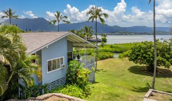 44-519 Kaneohe Bay Dr, Kaneohe, HI 96744