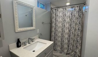 504 14th St NW, Austin, MN 55912