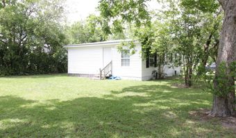 511 E 17th St, Alma, GA 31510