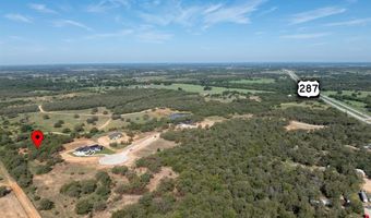 156 Hidden Timbers Dr, Alvord, TX 76225