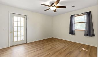 9 Oriole Dr, Agency, MO 64401