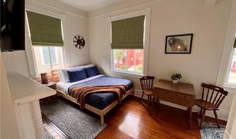 201 W 33rd St, Savannah, GA 31401