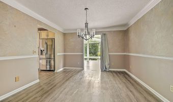 19328 Stirrup Dr, Abingdon, VA 24211