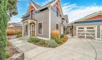 767 Oak St, Ashland, OR 97520