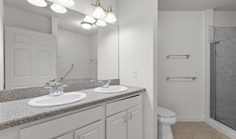 65 Hawthorne Dr 106, Bedford, NH 03110