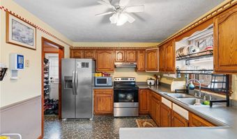 642 Horning Rd, Atwater, OH 44201