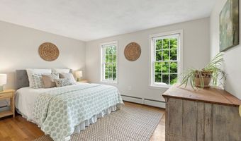 3 Penni Ln, Andover, MA 01810