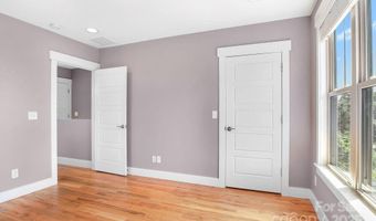 26 Mount Clare Ave, Asheville, NC 28801