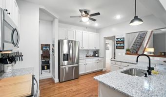 8608 Sunmont Dr, Anderson Twp., OH 45255
