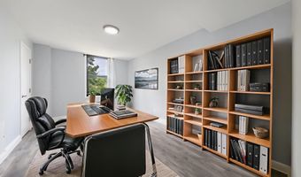 4600 DUKE St 432, Alexandria, VA 22304