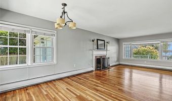 25 Viking Dr, Bristol, RI 02809