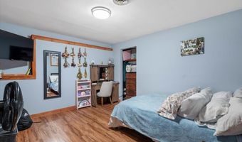 46 Log Cabin Dr, Cambridge, VT 05465