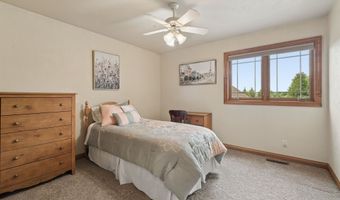 2917 E FALLCREEK Ln, Appleton, WI 54913